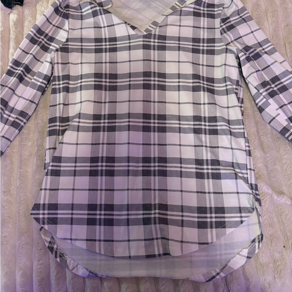 Women's Plaid V-Neck Top - Black and White